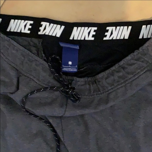 Brand New Nike Sweats - Picture 3 of 4